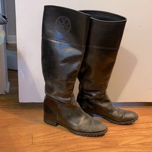 🖤TORY BURCH BLACK LEATHER LUG SOLE HEELED RIDING BOOTS🖤